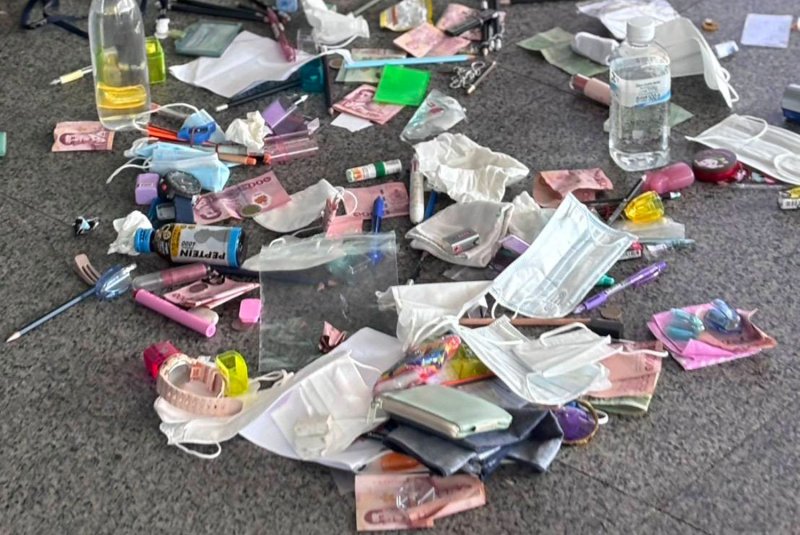 Кэш в мусоре на вступительном экзамене