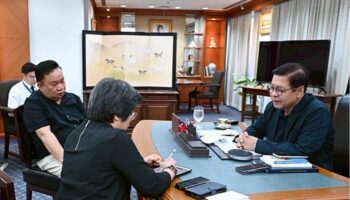 Министр иностранных дел ищет помощь Ирана в поисках пропавших тайских членов экипажа судна Mayuree Naree