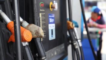 Налог на дизельное топливо снизится на 1 бат за литр