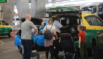 Недостаток топлива сокращает количество такси на Суварнабхуми