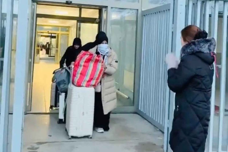 Первые тайские эвакуированные из Ирана прибыли в Турцию