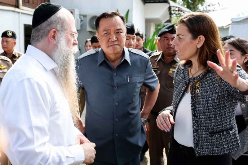 Полиция в обстановке повышенной готовности после удара по Ирану