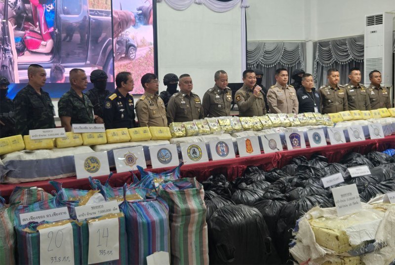 Полиция изъяла 21 миллион таблеток скорости, 320 кг кристаллического мета в пяти крупных делах на Севере