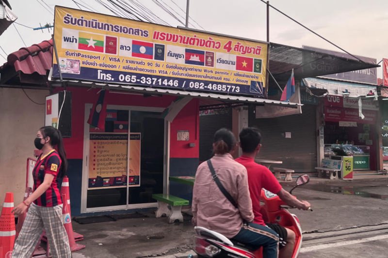 Правительство продляет срок продления разрешений на работу для рабочих