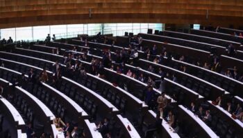 Преимущества для депутатов находятся под пристальным вниманием