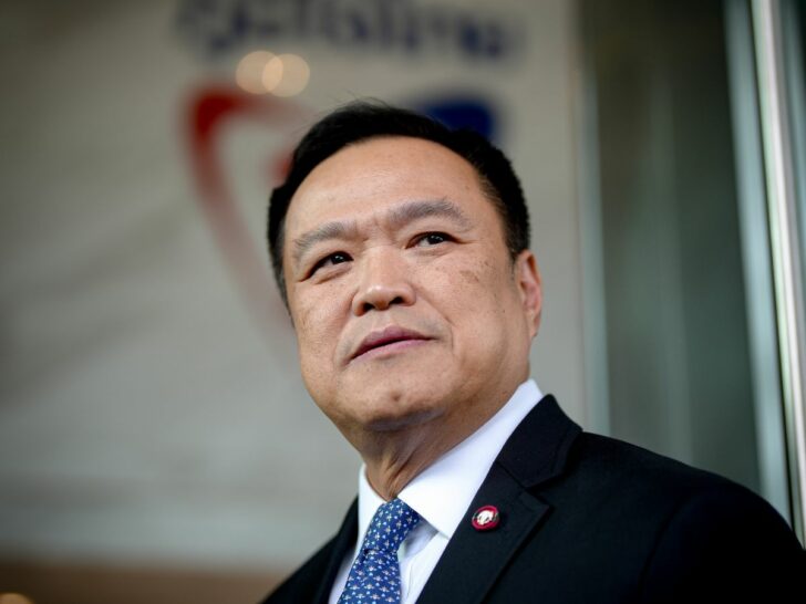 Премьер-министр Тайланда извинился за проблемы с топливом, снял ценовые ограничения