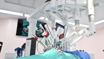 Роботизированная хирургия в больнице Раджавити спасает 12-летнюю девочку