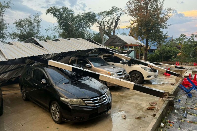 Сигнал тревоги о штормах для 62 провинций