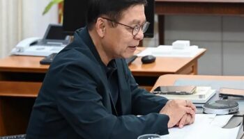 Сихасак проводит переговоры с Бахрейном и Объединёнными Арабскими Эмиратами по вопросам граждан Таиланда и напряжённости на Ближнем Востоке