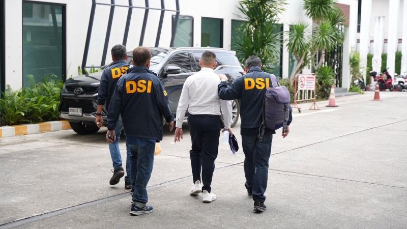 Сотрудник Иммиграционного бюро Пхукета получил условный срок за хранение детской порнографии