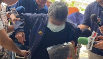 Старая тайская женщина атакована и ограблена в Нонтхабури