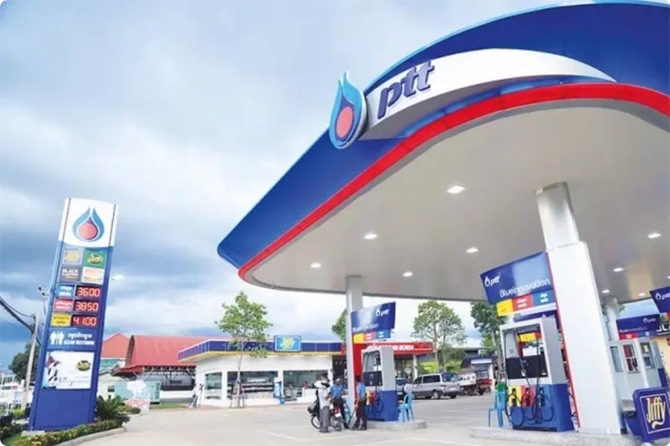 Таиланд заявляет, что запасы топлива обеспечены на 103 дня, так как правительство приказало ужесточить мониторинг рынка.