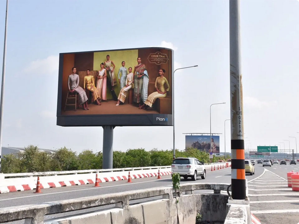 Таиланд продвигает заявку в ЮНЕСКО на национальный костюм с королевской поддержкой с помощью всенациональной и глобальной кампании