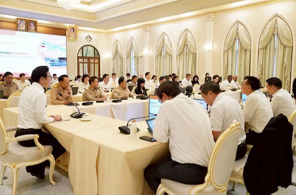 Таиланд спешит восстановить запасы топлива, так как Министерство энергетики приказывает срочно доставить запасы на автозаправочные станции