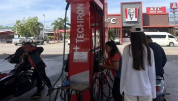 Тайские водители потянулись на заправки из опасений за ситуацию с топливом