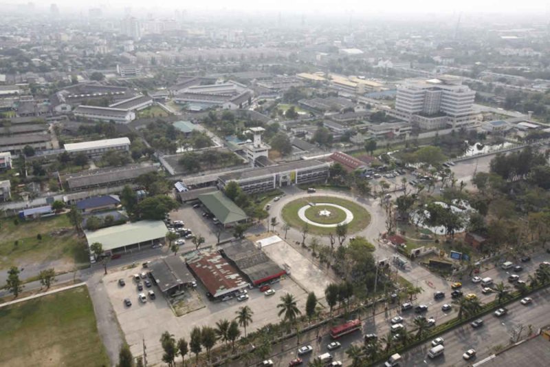 Таксины отмечают шесть месяцев за решеткой