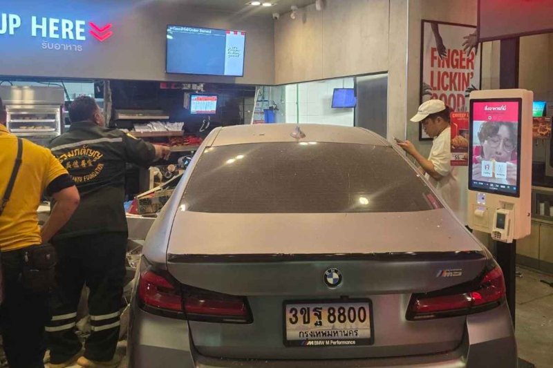 12 человек пострадали из-за нарушителя очереди на городской автозаправочной станции