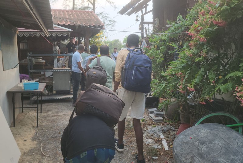 22 нелегальных мигранта обнаружены на курорте бывшего государственного служащего