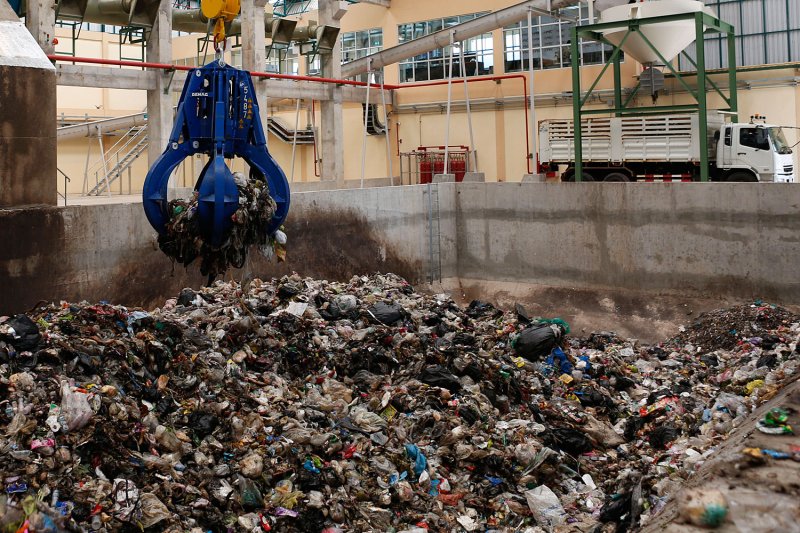 Бангкок испытывает завод по производству энергии из отходов