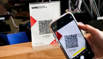 Быстрое развитие QRIS в Индонезии: последствия для бизнеса в АТЭС и Таиланде