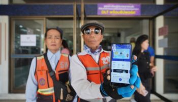 Водители приветствуют помощь, раздражаются от правил