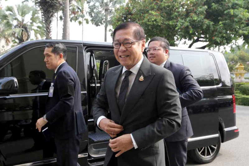 Граничный приоритет, говорит министр иностранных дел