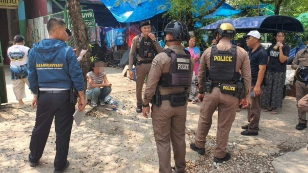 Девушка из Хонкаэна погибла в припаркованном автомобиле после ожидания обещанной поездки