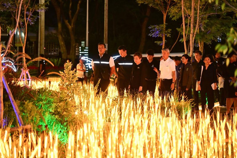 Их Величество чтит наследие короля Ваджирабудды