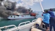 Мужчина получил ожоги 50% тела в результате пожара на борту катера