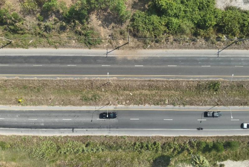 Один офицер ранен взрывом бомбы у дороги в Паттани