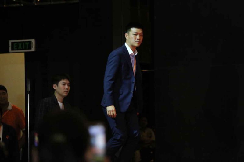 Партия народа представляет «теневой кабинет»