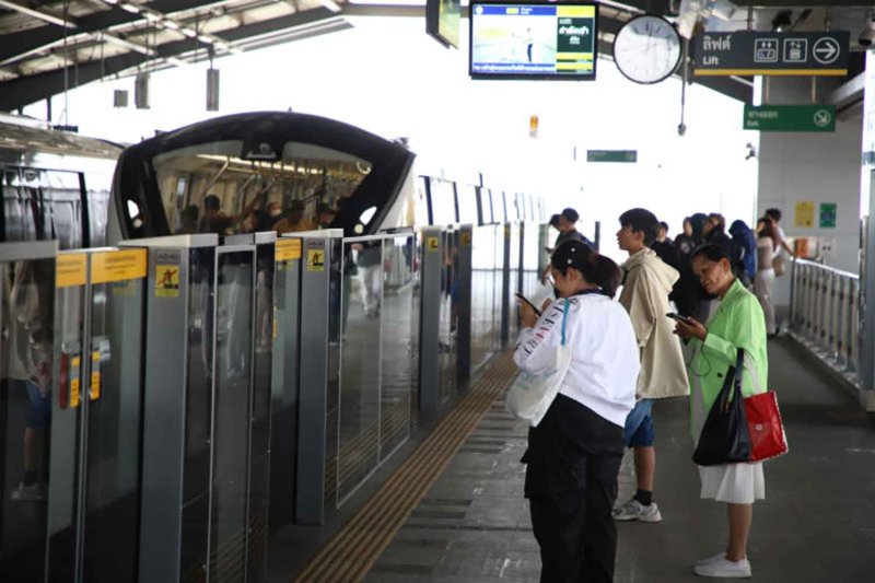 ПМ призывает работать из дома на фоне уязвимости импорта нефти