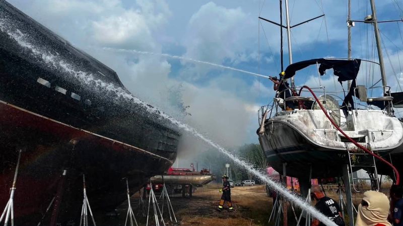 Пожар на верфи произошел на Пхукете
