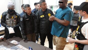 Полиция Бангкока и наркоструктивные сотрудники ликвидировали крупную сеть кокаина, арестовав нигерийского подозреваемого