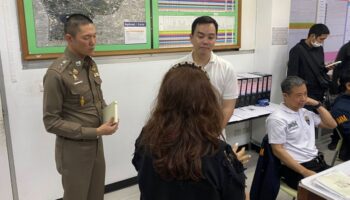 Полиция Бангкока проводит рейд в нелицензированной международной школе