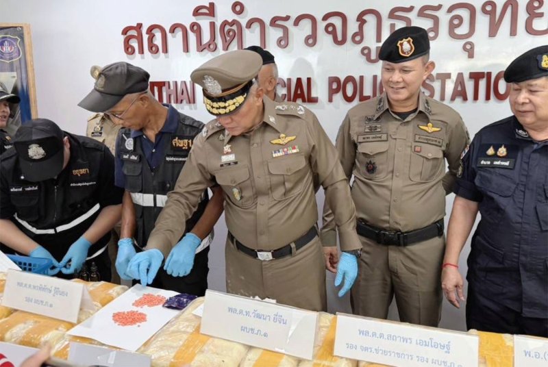 Почти 10 миллионов таблеток скорости изъято из наркосети Пхетчабуна