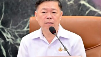 Предупреждение о инсульте за рулем выдано, поскольку риски поездок во время Сонгкран становятся смертельными