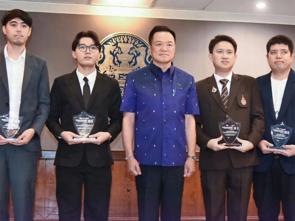 Премьер-министр награждает победителей премии в области кибербезопасности, подтверждает поддержку усилий по цифровой безопасности