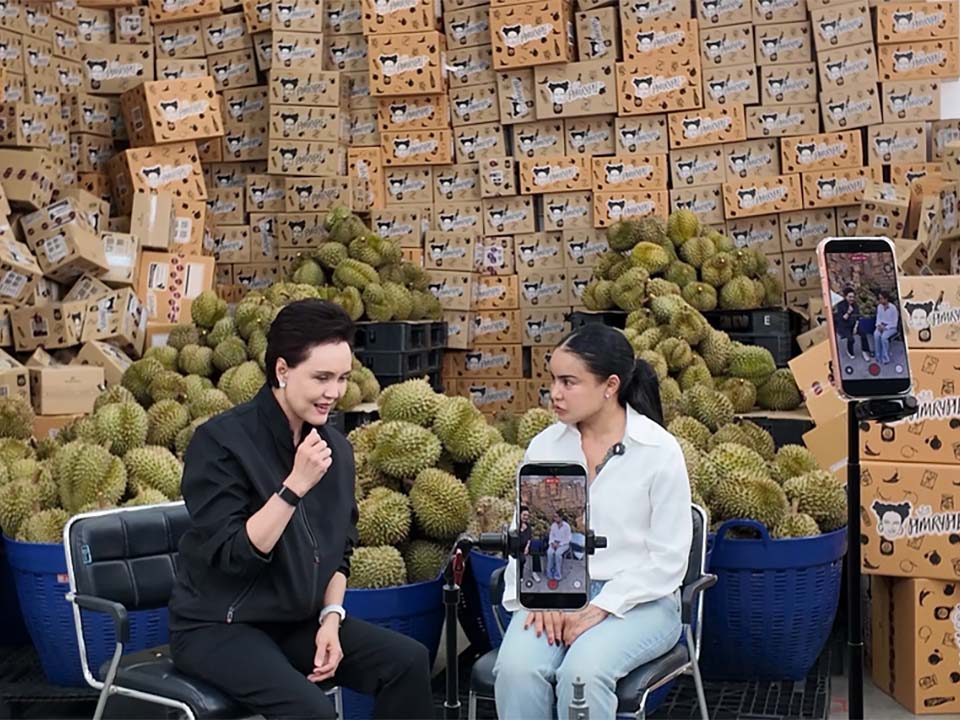 Таиланд обращается к влиятельным людям и прямым продажам для увеличения продаж рекордного урожая дурианов