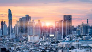 Таиланд рассматривает страхование от несчастных случаев для туристов, чтобы решить проблему растущих неоплаченных больничных счетов