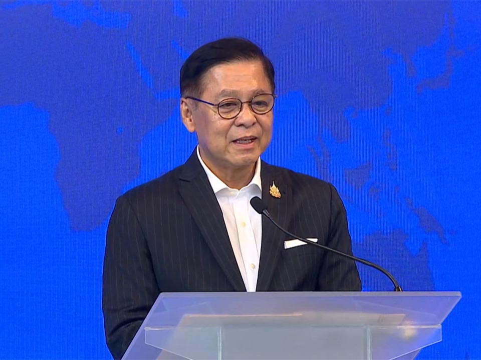 Таиландский экипаж погиб после морского испытания на Ближнем Востоке, пока Бангкок добивается безопасного прохода в Ормузском проливе.