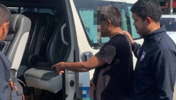 Туристка изнасилована водителем фургона, к которому она обратилась за помощью