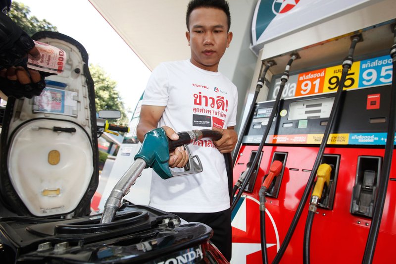 Цены на дизельное топливо снизятся на 2,14 бата за литр по всей стране