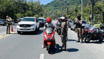 Число дорожных смертей в праздничную неделю на Пхукете продолжает расти