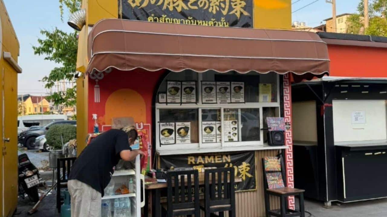 Японский повар закрывает раменную после того, как популярность в интернете раскрывает проблемы с разрешениями