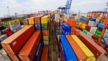 DSI задает вопросы руководителям по доставке относительно отсутствия нефти