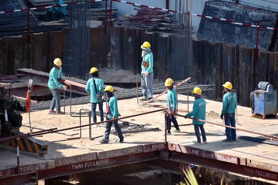 SCB EIC Анализ: Разгадывание структурного парадокса рынка труда Таиланда