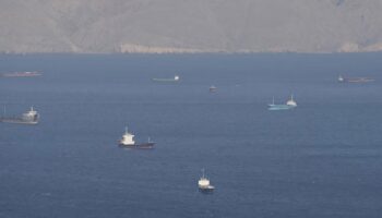 SCG балкер покидает Ормузский пролив