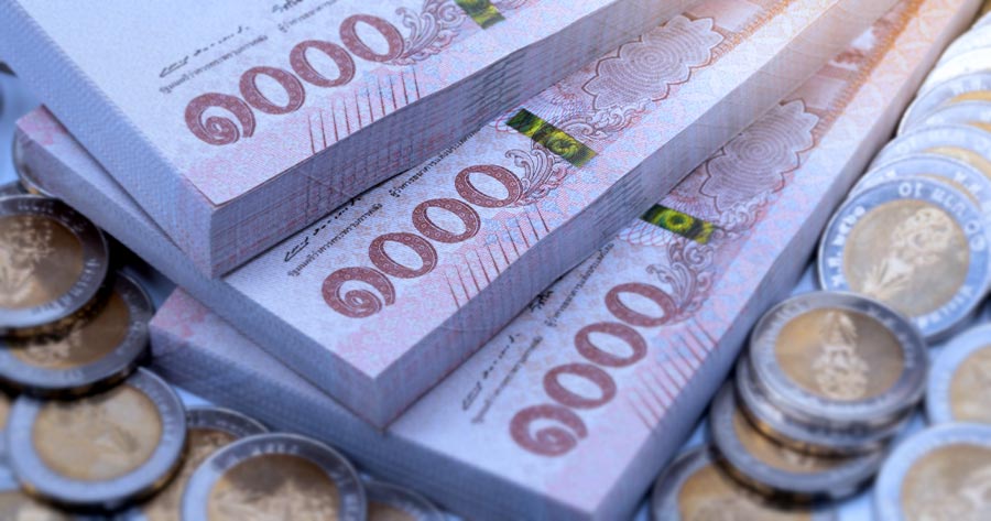 Бат, вероятно, будет падать дальше на фоне эскалации напряженности на Ближнем Востоке