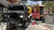 Бетономешалка протаранила три машины и ресторан у пляжа Ката-Ной